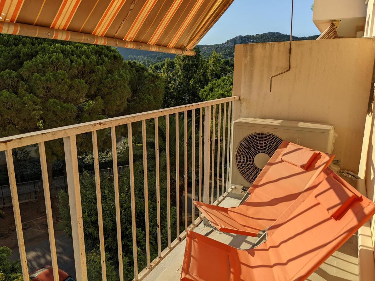 Superbe T2 Proche Des Plages Et Des Commerces Hyères Dış mekan fotoğraf